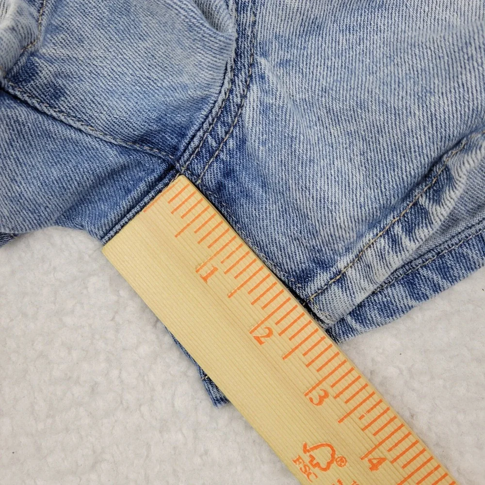 American Eagle Mom Short Comfort Stretch‎ Waistband Womens 4 Measures 27 x 2 - Picture 3 of 9